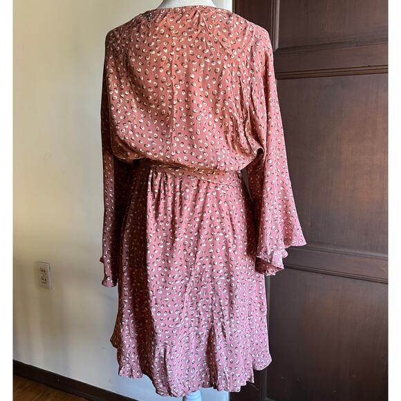 BEACHGOLD | Mauve printed Bell Sleeve Wrap Dress Beach Dress | Size Medium - Picture 4 of 7